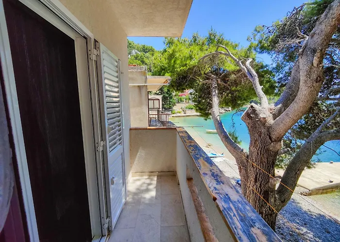 Robinson Borik Hébergement de vacances Bogomolje