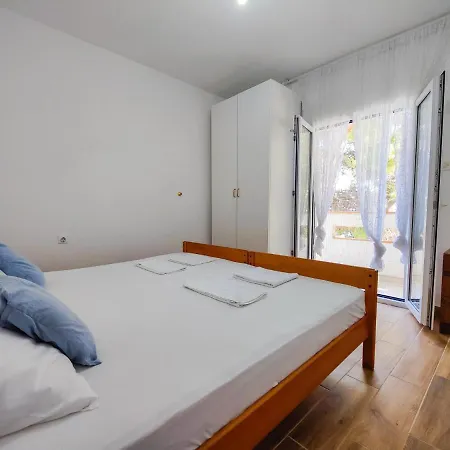 Tatil Evi Robinson Borik